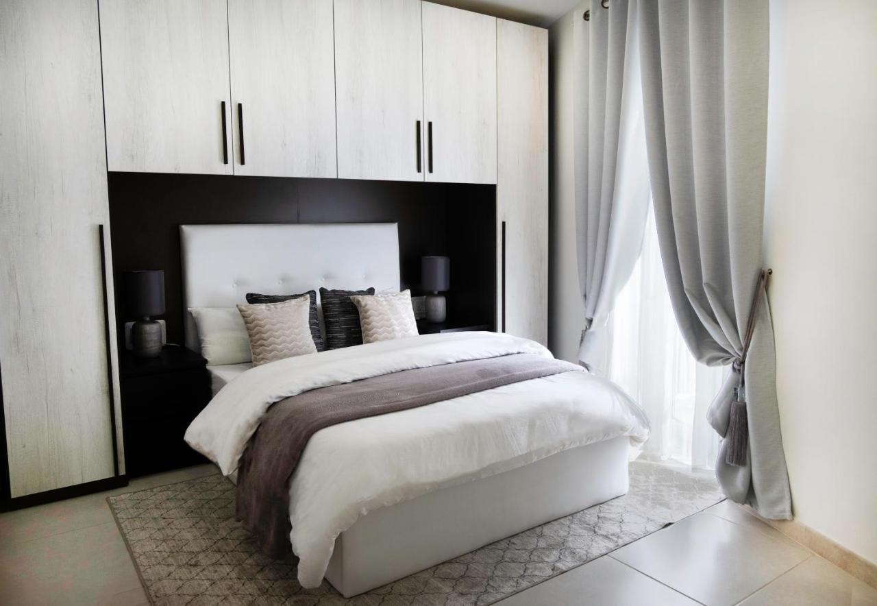 Central Rooms - Near Valletta & Sliema - Best Bus Lines Hamrun Buitenkant foto