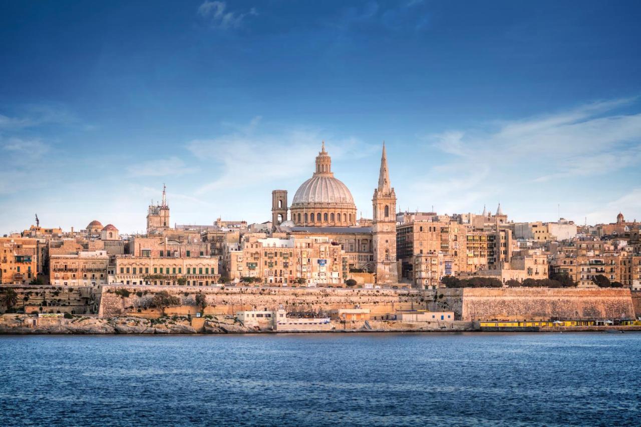 Central Rooms - Near Valletta & Sliema - Best Bus Lines Hamrun Buitenkant foto